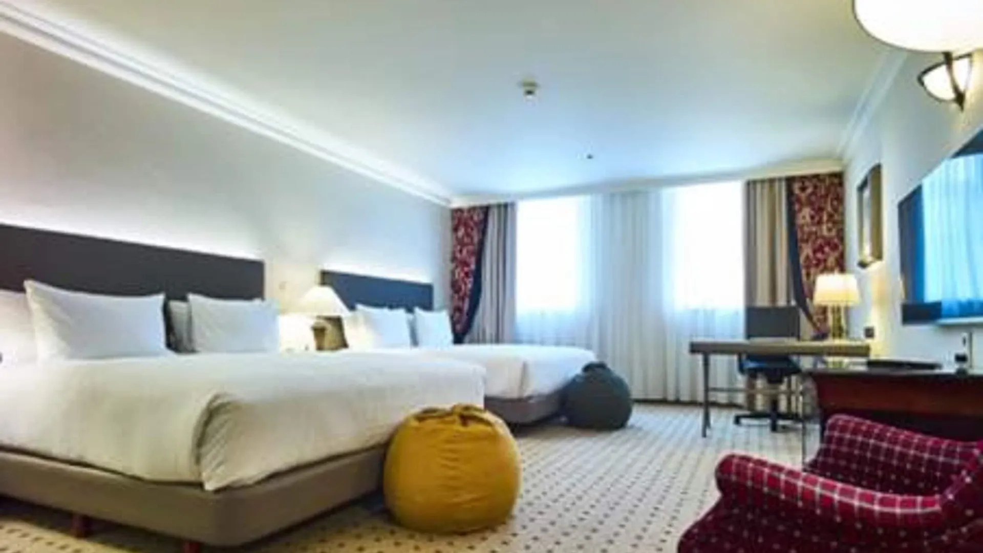 Hilton Antwerp Old Town Hotel