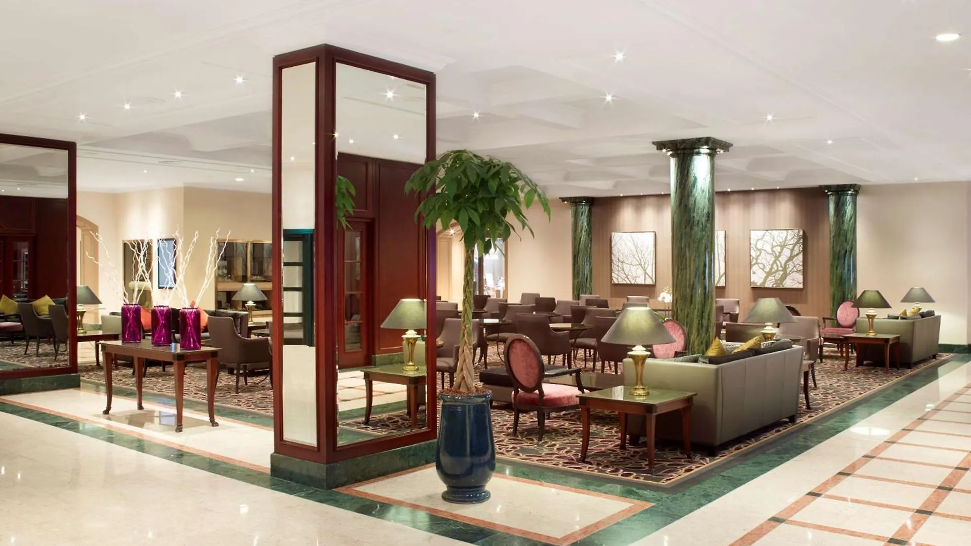 Hilton Antwerp Old Town Hotel