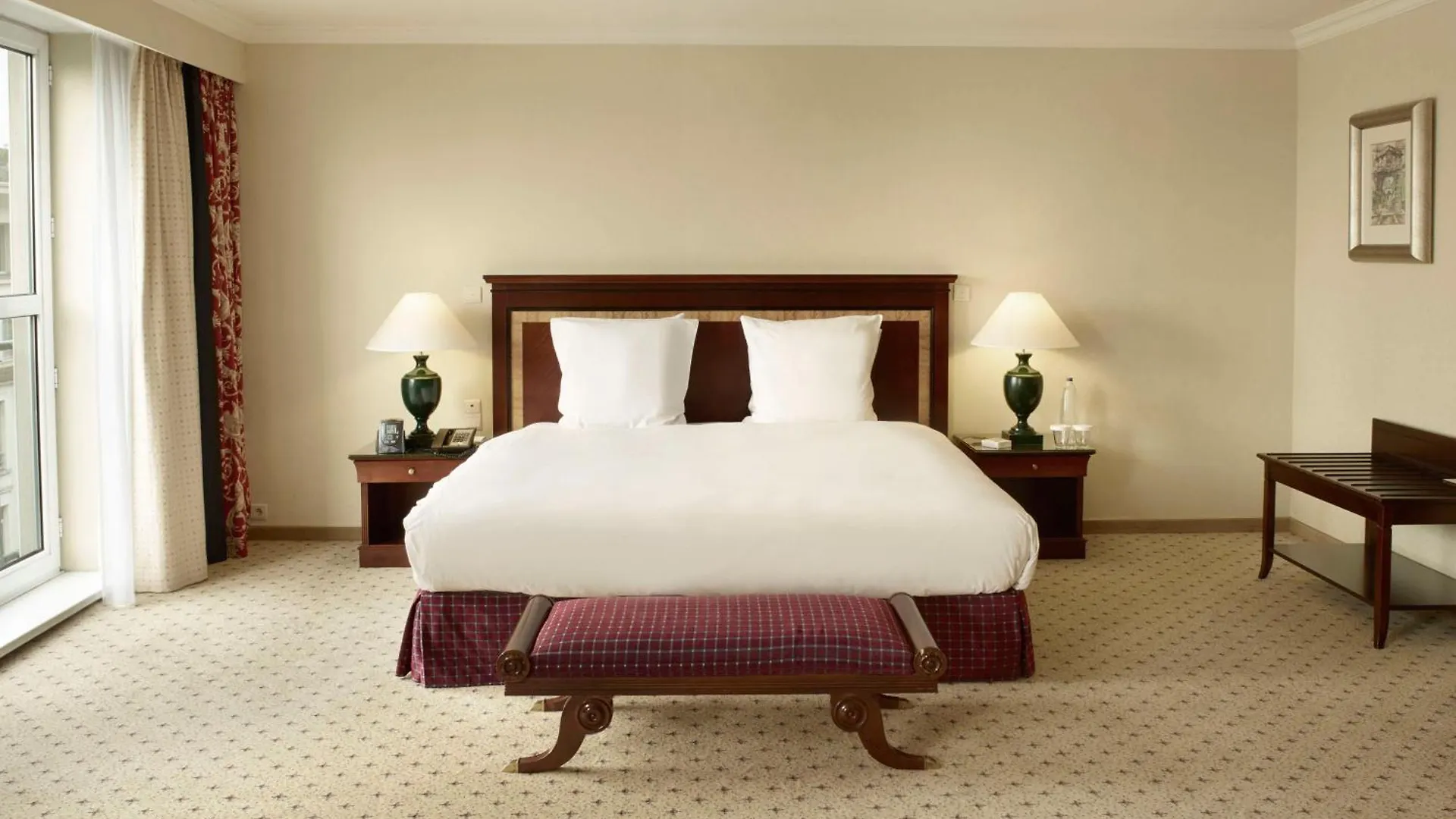 Hilton Antwerp Old Town Hotel
