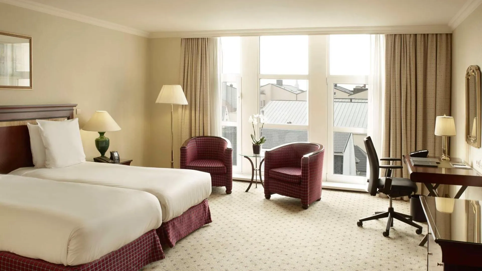 Hilton Antwerp Old Town Hotel