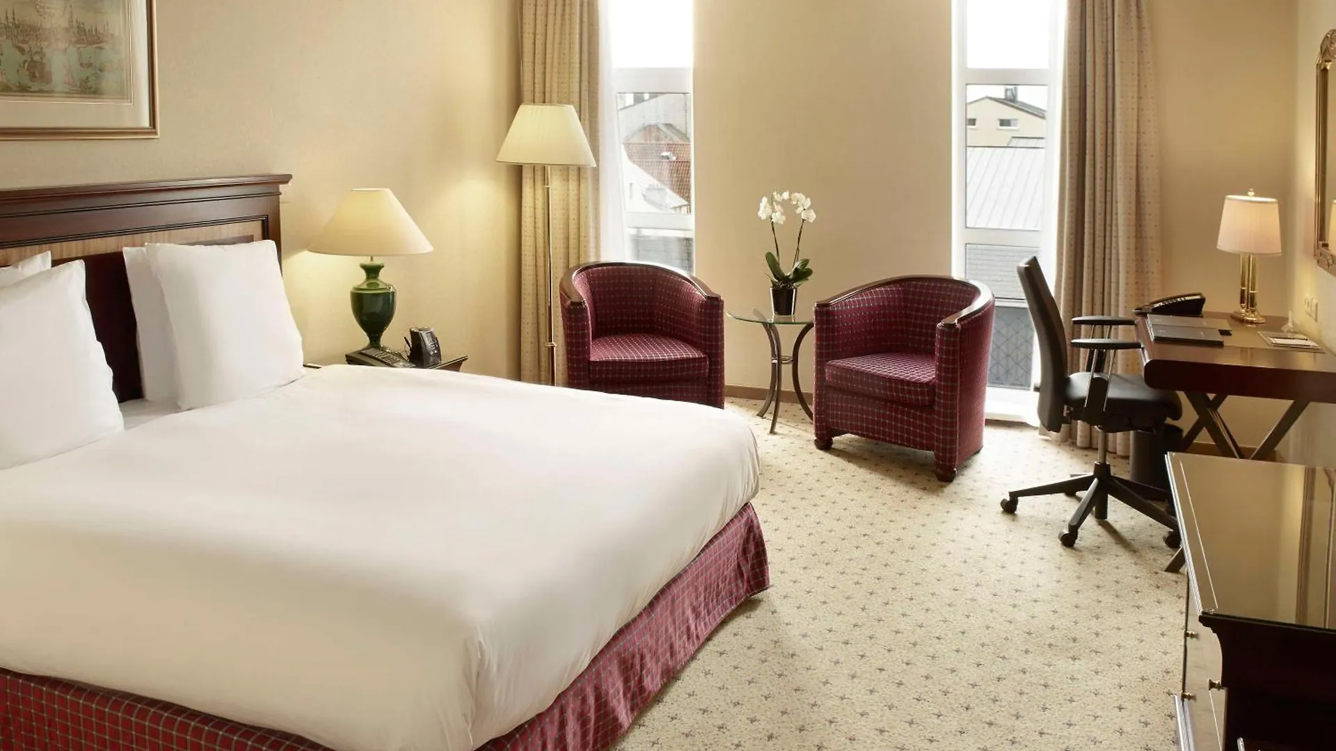 Hilton Antwerp Old Town Hotel